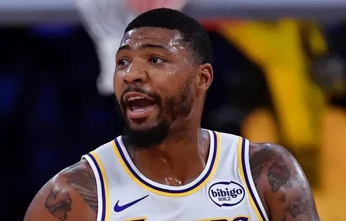 国际足联俱乐部世界杯-湖人加时127-125险胜掘金 球员评价：5人优秀，1人及格，3人低迷|奥斯汀-里弗斯|马库斯-斯玛特|洛杉矶湖人队|NBA常规赛|卢卡-东契奇_新浪体育_新浪新闻